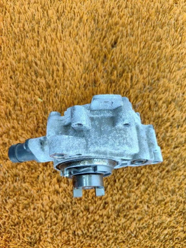 Насос вакуумный