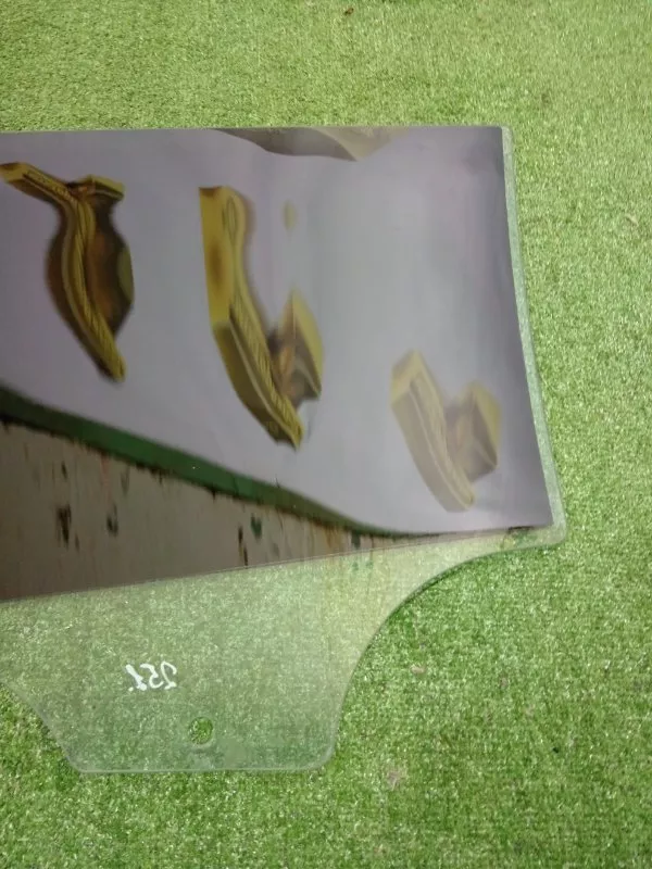 Стекло двери BMW 5-Series 2011 51357182120 F10/F11, заднее правое