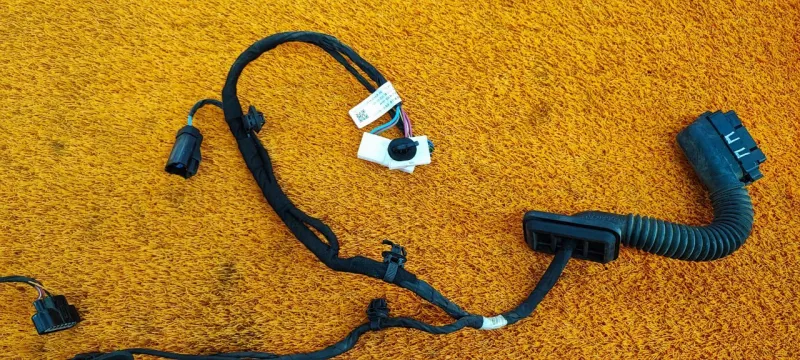 Проводка двери