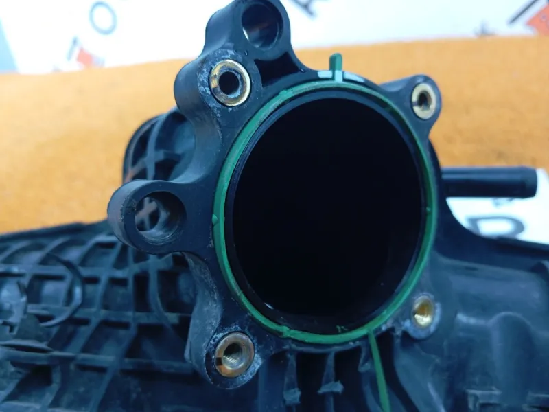 Коллектор впускной