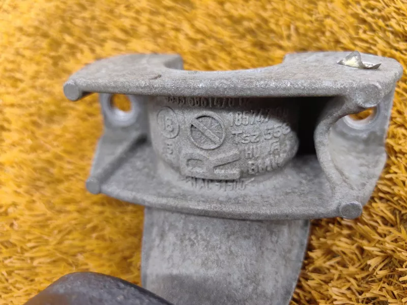 Кронштейн крепления стабилизатора BMW 5-Series 2019 33506861489 G30 B47D20A