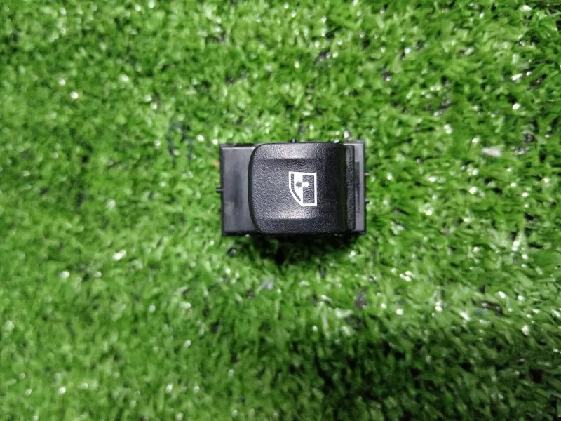 Кнопка стеклоподъемника