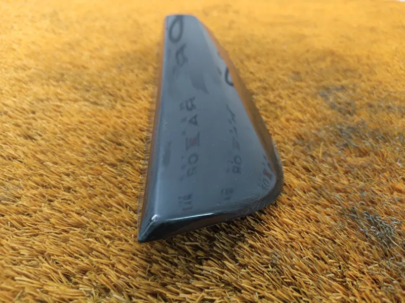 Молдинг на крыло