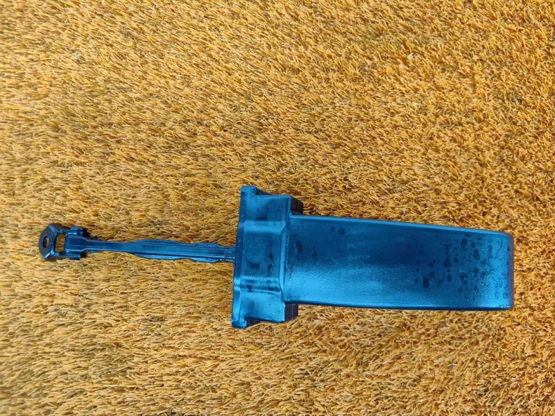 Ограничитель двери