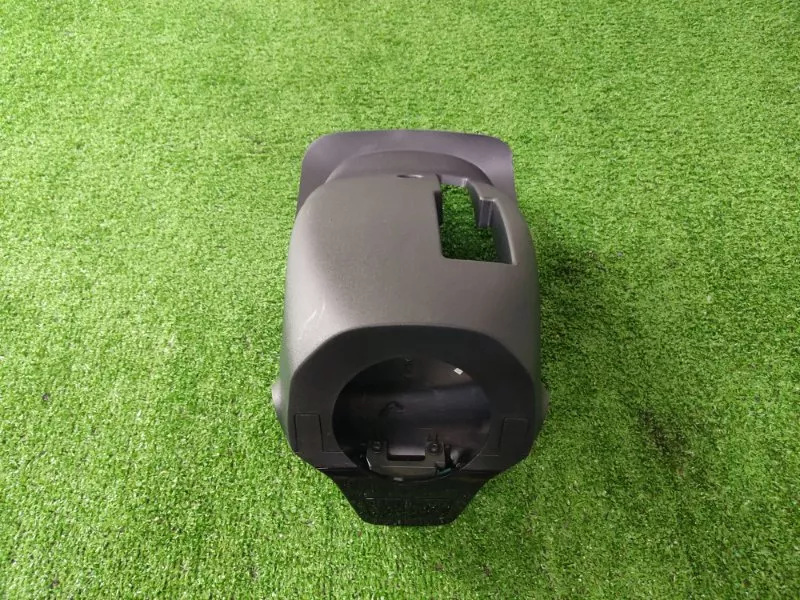 Кожух рулевой колонки