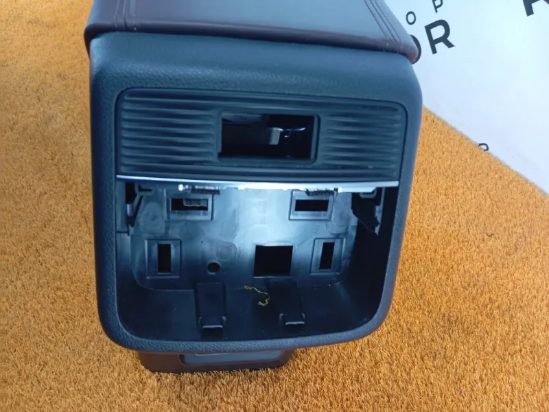 Консоль центральная