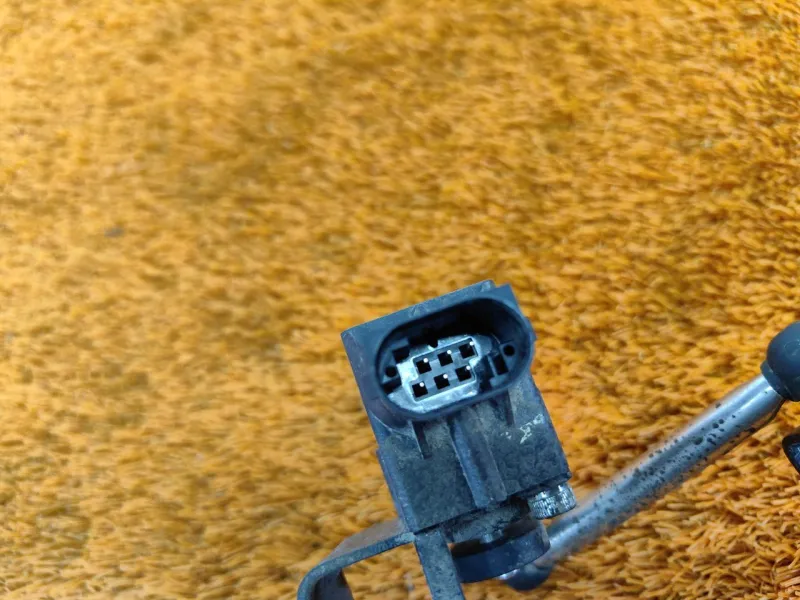 Датчик высоты дорожного просвета