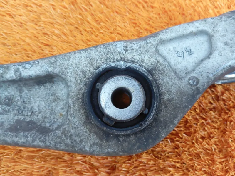 Рычаг подвески