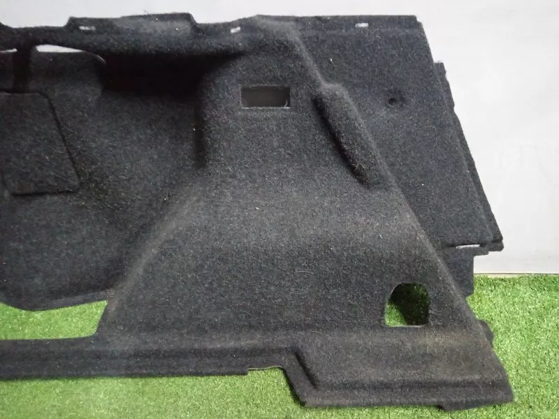 Обшивка багажника