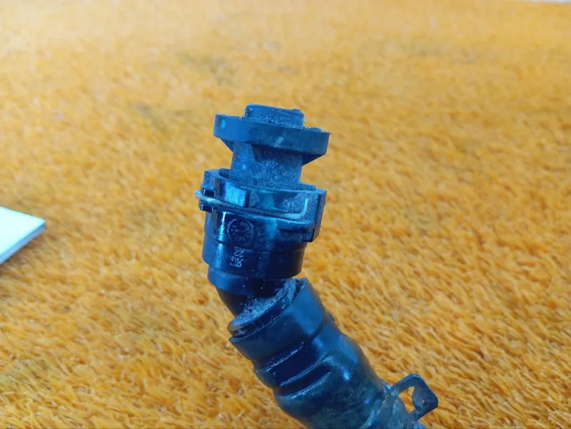 Патрубок радиатора