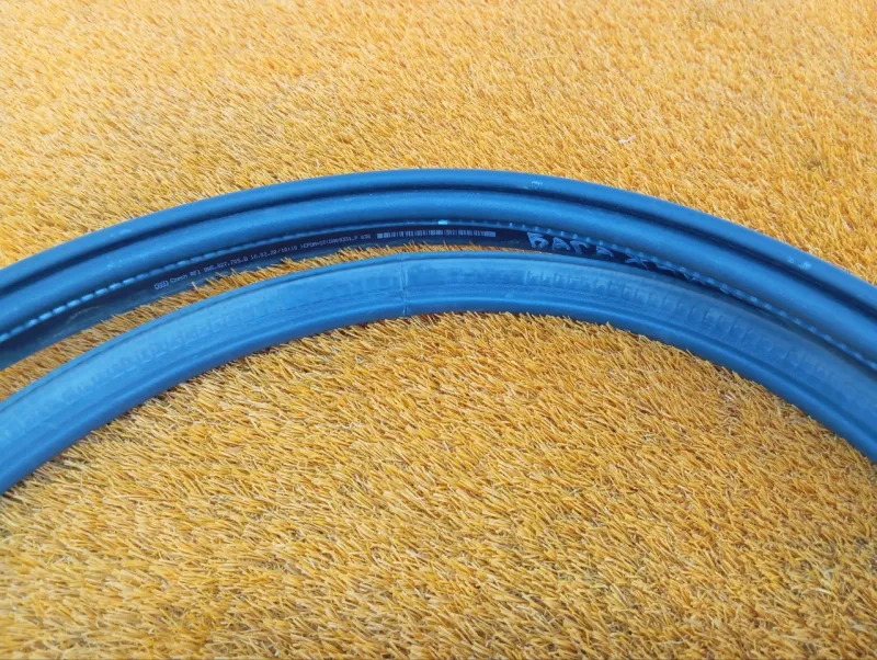 Уплотнитель багажника