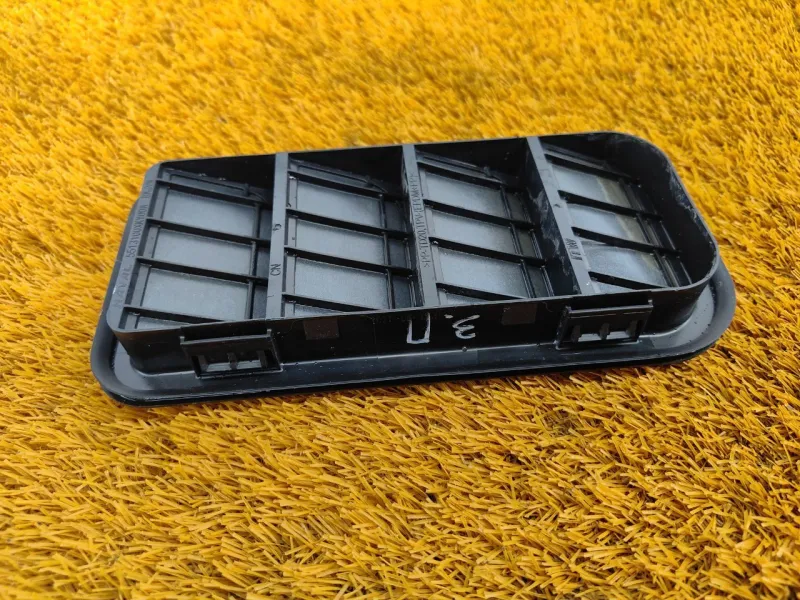 Решетка вентиляционная