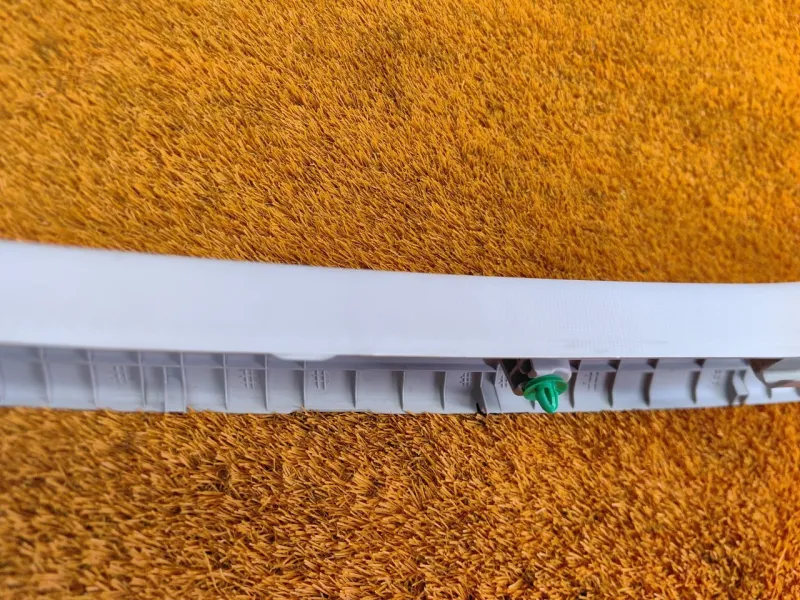 Накладка на стойку кузова