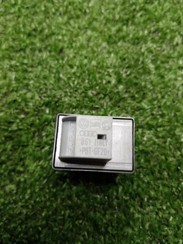 Кнопка стеклоподъемника