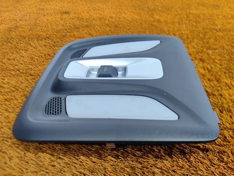 Плафон салона