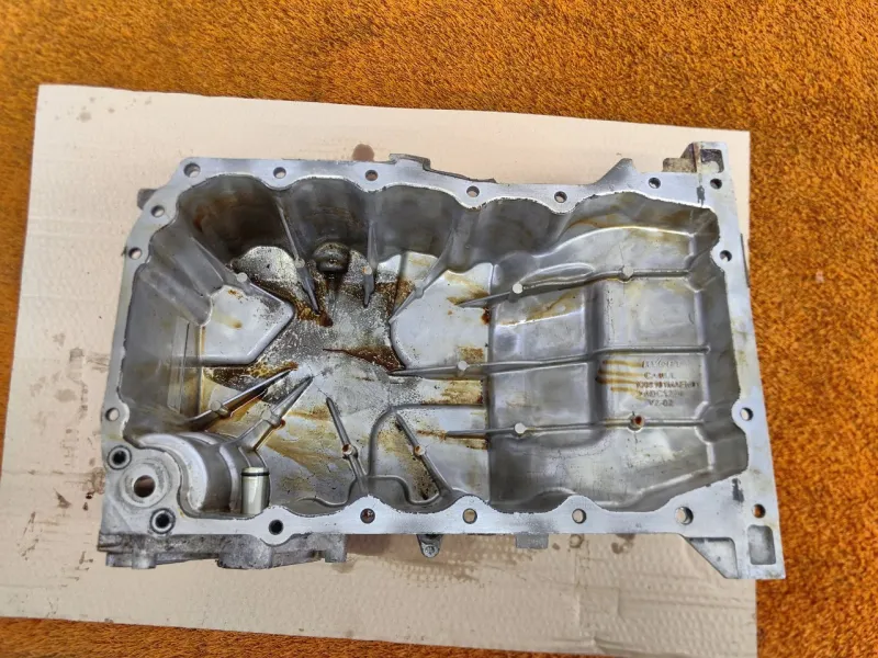 Поддон двигателя