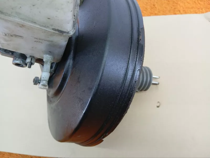 Усилитель тормозов