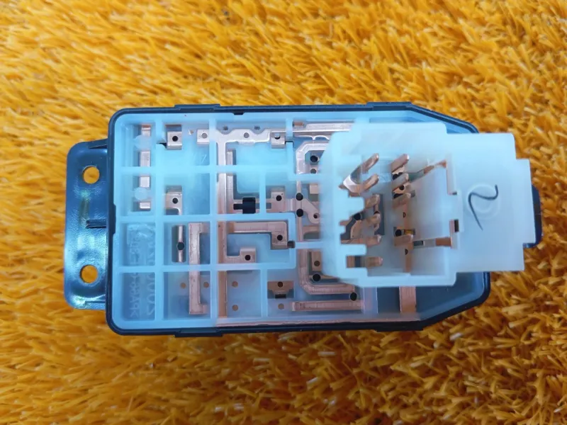 Блок управления зеркалами