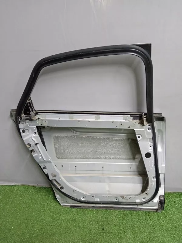 Дверь Audi A8 2004 4E4833051A, задняя левая