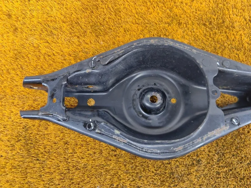 Рычаг подвески