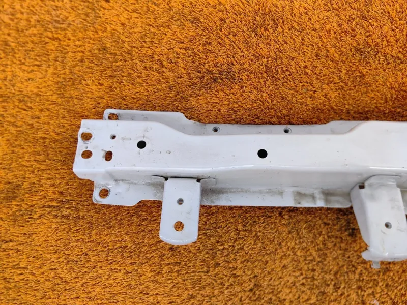 Панель передняя