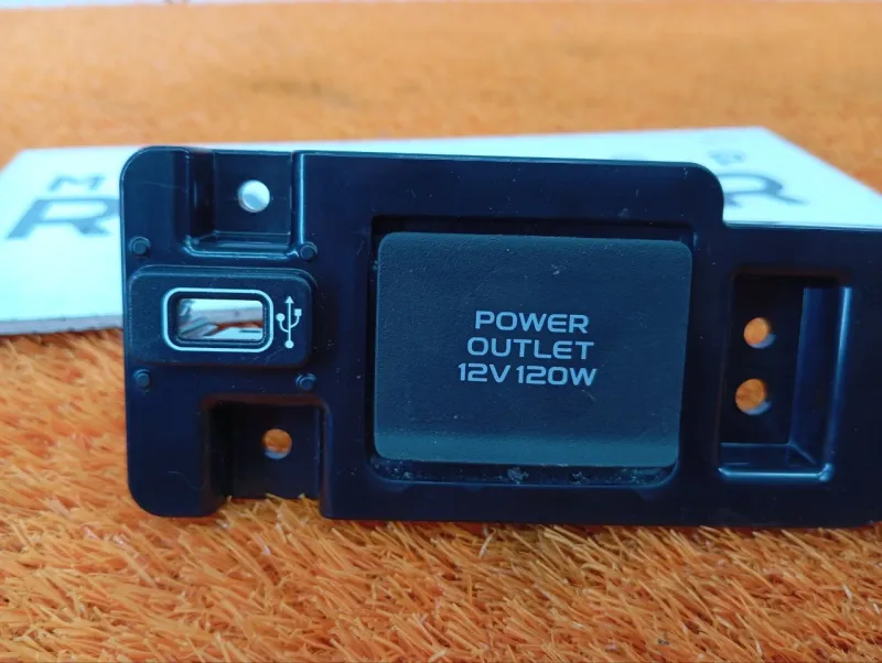 Накладка центральной консоли