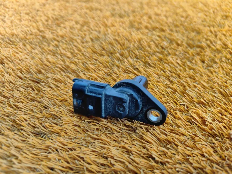 Датчик положения распредвала