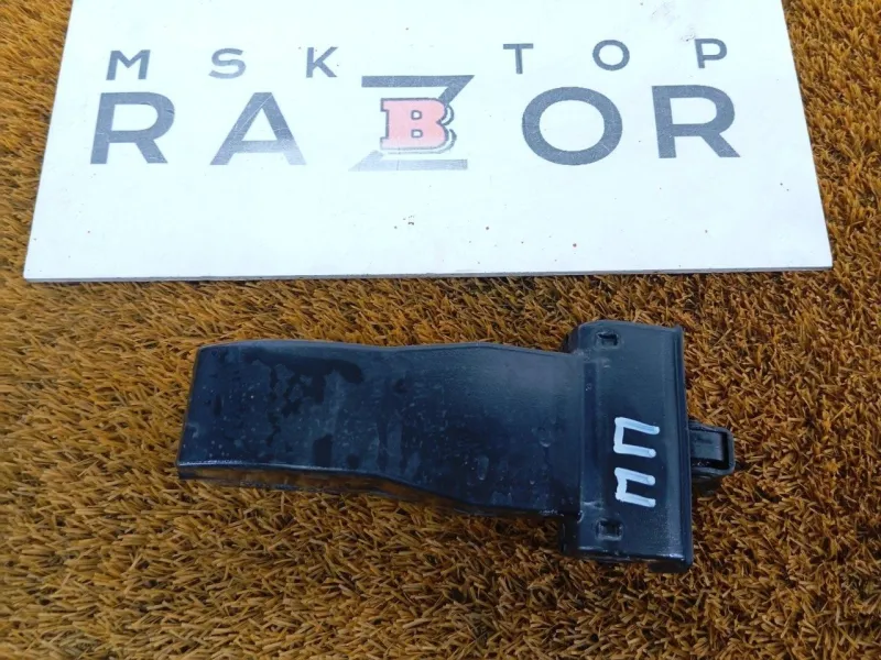 Ограничитель двери