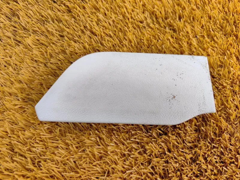 Обшивка багажника