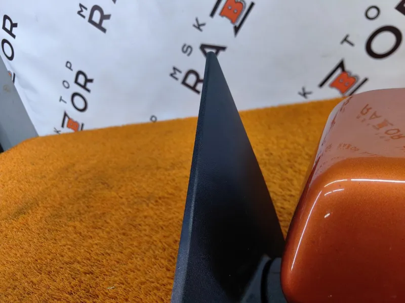 Зеркало боковое