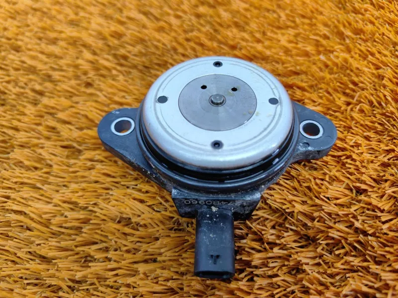 Клапан электромагн. изменения фаз ГРМ