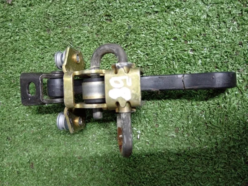 Ограничитель двери