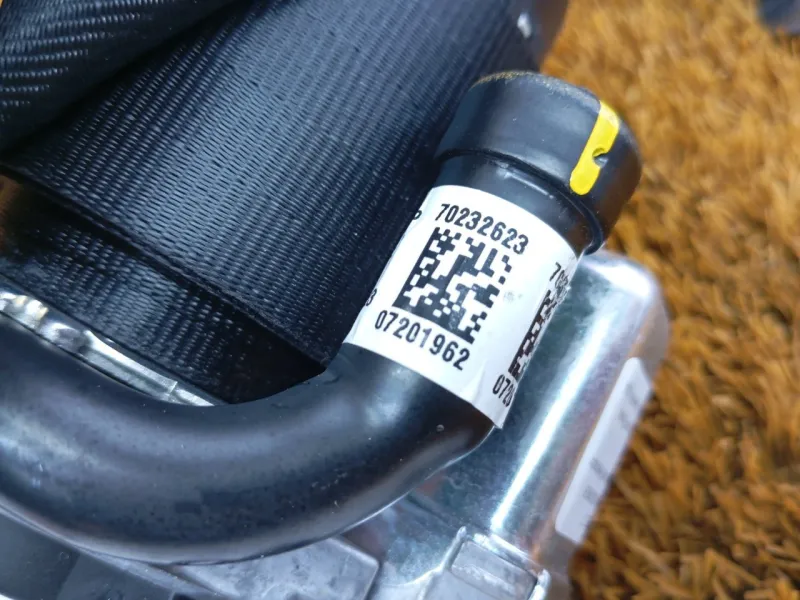 Ремень безопасности