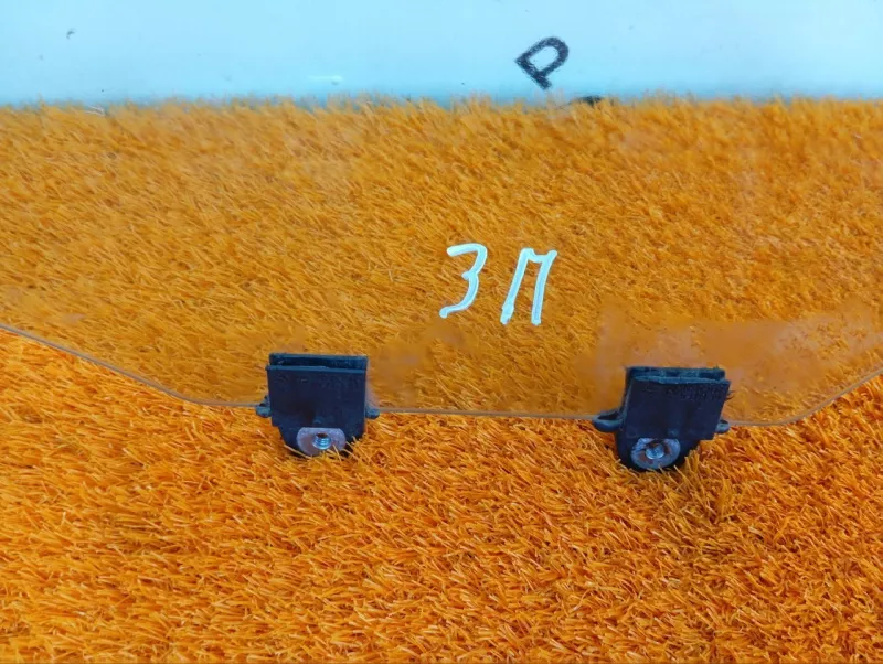 Стекло двери