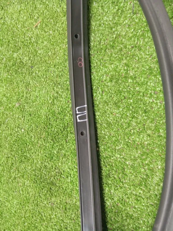 Уплотнитель двери