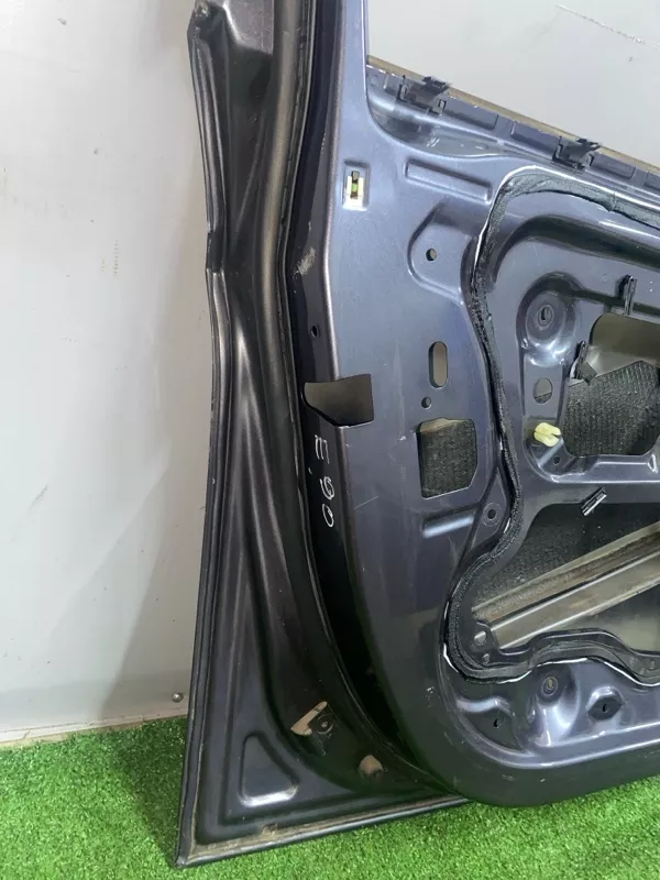 Дверь BMW 3-Series 2005 41007203643 E90, передняя левая