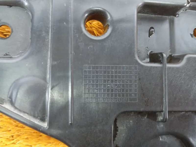 Крепление бампера