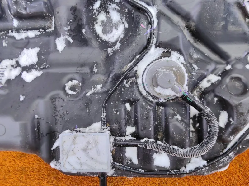 Бак топливный