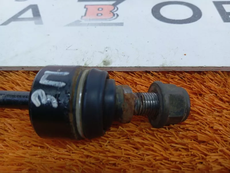 Стойка стабилизатора