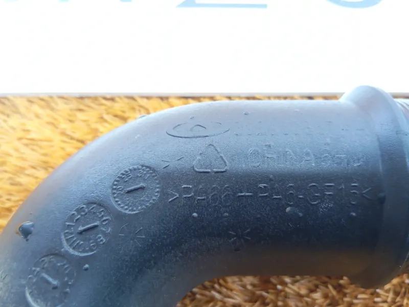 Патрубок интеркулера