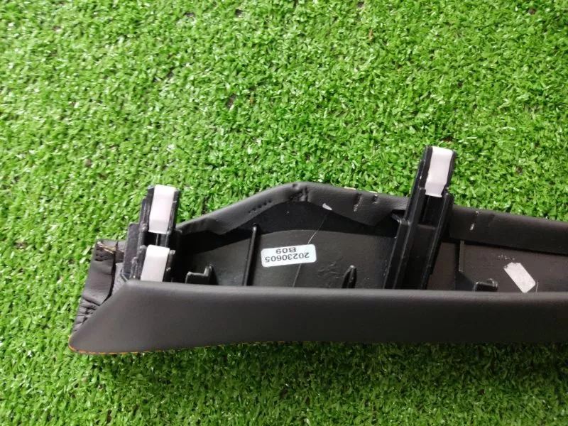 Накладка на торпедо