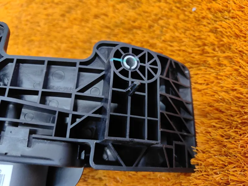 Педаль газа