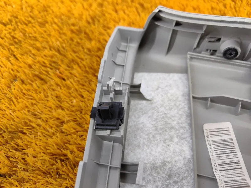 Накладка на стойку кузова