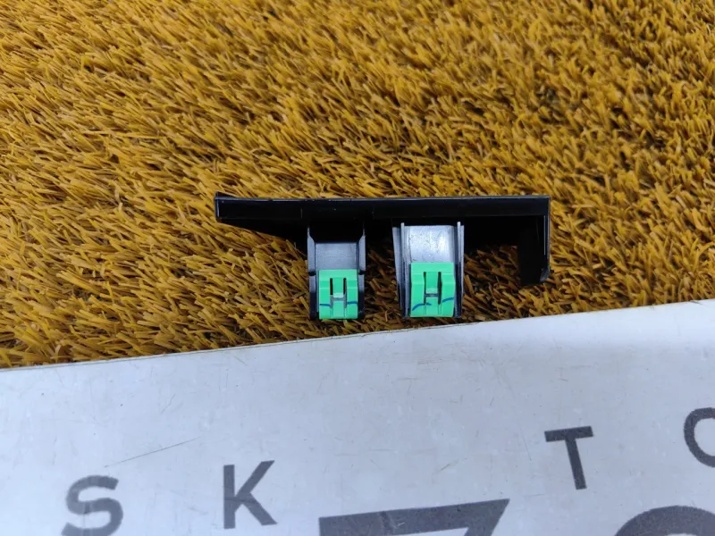 Накладка на торпедо