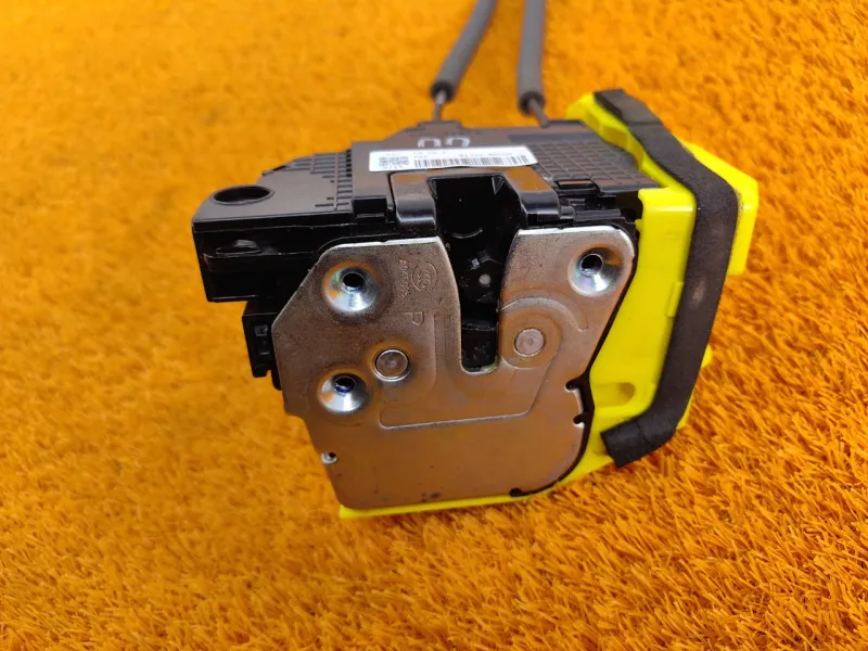 Замок двери