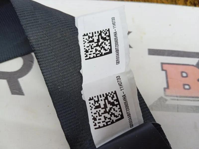 Ремень безопасности