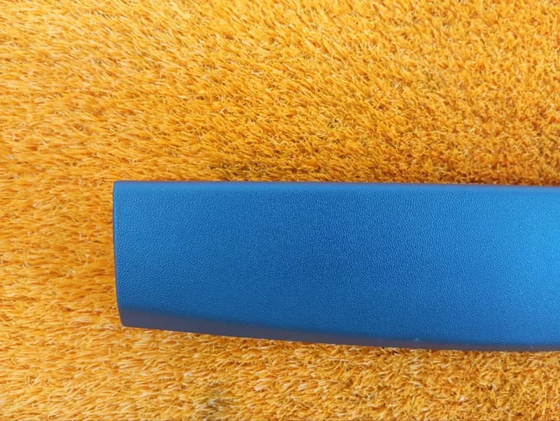 Обшивка багажника