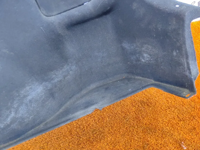 Обшивка багажника