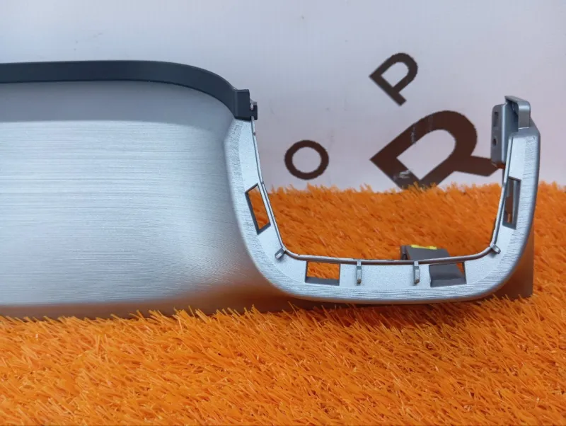 Декоративная накладка торпедо