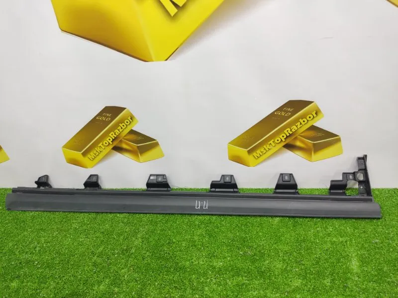 Молдинг двери